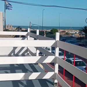 vista dal balcone di un parcheggio di Hotel RICHMOND Punta del Este a Punta del Este Altre 13 foto