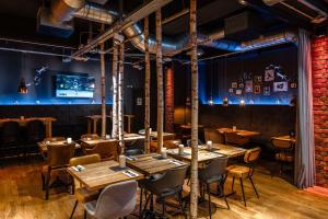 pentahotel Liège餐厅或其他用餐的地方