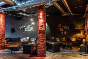 pentahotel Liège的休息区