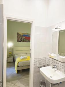A bathroom at Maison Carolina