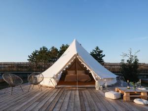 Φωτογραφία από το άλμπουμ του Glamping pospolu σε Mokrovraty