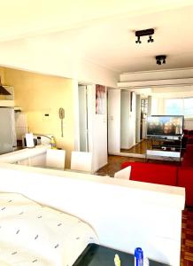 Η κουζίνα ή μικρή κουζίνα στο Monoambiente Microcentro Capital Federal Bs As 201