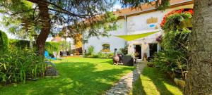Zahrada ubytování Maison d'hôtes et SPA La Boucotte