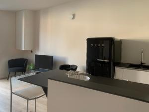 Cucina o angolo cottura di Spazio Perlasca Apt 2 - Cernobbio Como Lake