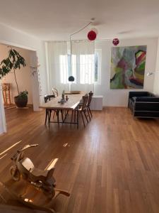 Posezení v ubytování Ferienwohnung Kräutergarten + 19 fotografií