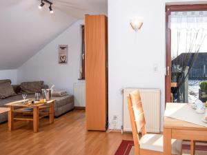 Ruang duduk di Apartment Schleichert-1 by Interhome