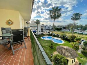 Bazén v ubytování Stunning 2Bed Apartment in Marbella - Pto Banus nebo v jeho okolí