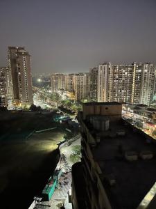 Fotografie z fotogalerie ubytování Golden palace studio v destinaci Noida + 4 fotografie