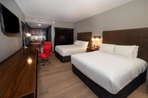 Postel nebo postele na pokoji v ubytování Four Points by Sheraton Saltillo