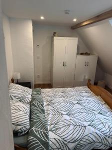 Katil atau katil-katil dalam bilik di EifelNest Blankenheim +16 gambar