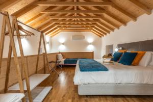 Postel nebo postele na pokoji v ubytování Quinta Pedra Firme + 121 fotografií