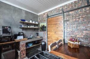 Кухня або міні-кухня у Pause Studio Room Yzerfontein