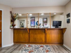 TV a/nebo společenská místnost v ubytování Americas Best Value Inn Refugio