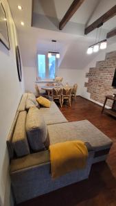 Χώρος καθιστικού στο Apartament pod Toruniem