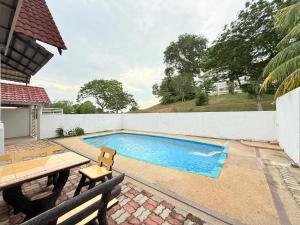 Πισίνα στο ή κοντά στο Private Pool Villa 1309 - Fong Homestay