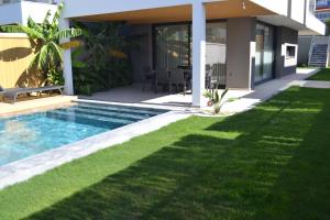 Fotografie z fotogalerie ubytování Çeşme merkez 4 oda odalarbanyolu v destinaci Cesme + 27 fotografií