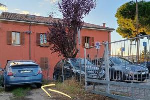 Foto Riminis asuva majutusasutuse "Canal View", appartamento ampio e luminoso, con splendida vista sul canale e sul ponte romano, free parking, AC, WIFI galeriist