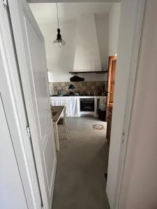 Kuchyňa alebo kuchynka v ubytovaní Casa Serena
