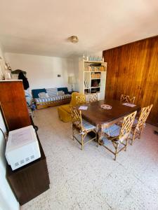 Posezení v ubytování Departamento San Bernardo, 6 personas, 100mts mar + 8 fotografií