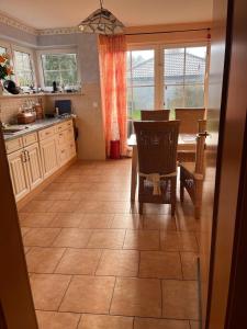 Kuchyň nebo kuchyňský kout v ubytování House in Rostock Gartenstadt