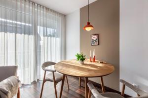 Posezení v ubytování Ferienwohnung LINNEA - Bad Bellingen + 8 fotografií