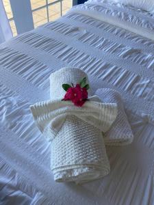 A bed or beds in a room at Seabliss Villa