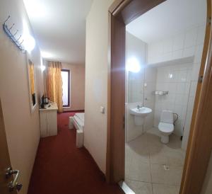Koupelna v ubytování Guest House ANEX