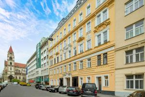 Budova, v ktorej sa apartmánový hotel nachádza