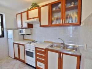 Gallery image of Apartments Zdenka in Barbat na Rabu