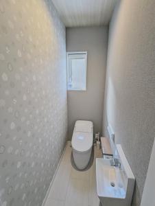 Kamar mandi di Asuka Resort 富士山中湖