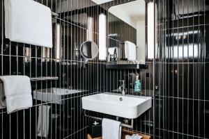 Un baño de Best Western Plus Hotel Bern