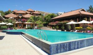 Bazén v ubytování Poshanu Boutique Resort nebo v jeho okolí
