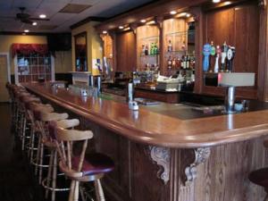 Loungen eller baren på Leesburg Colonial Inn