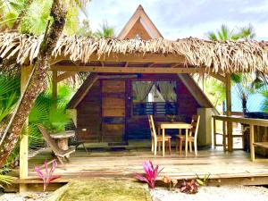 Zahrada ubytování Kin Resort Lodge + 121 fotografií