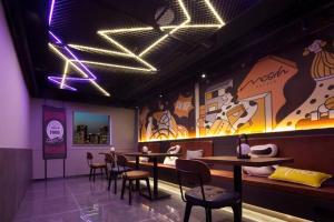 西安Mcsrh麦嘉·拾趣酒店(西安钟鼓楼回民街店)的相册照片