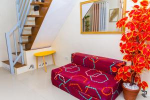 Khu vực ghế ngồi tại Affordable Up To 16 Guest Near Aqua Planet and Zoocobia +61 ảnh