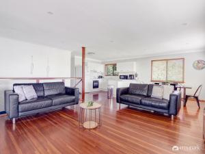 Χώρος καθιστικού στο Beachfront Fisherman's +12 φωτογραφίες