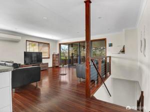 Η κουζίνα ή μικρή κουζίνα στο Beachfront Fisherman's