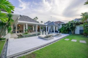 Zahrada ubytování Bali Modern Escape With Private Pool, 8 guests