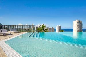 Bazén v ubytování The Bayview Hotel Guam nebo v jeho okolí