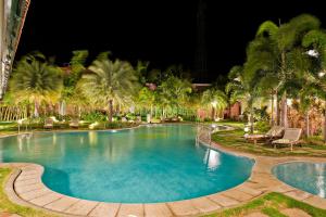 Bazén v ubytování Annai Celestial Resorts nebo v jeho okolí
