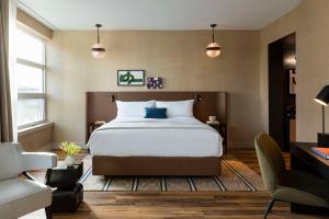 Kissel Uptown Oakland, in the Unbound Collection by Hyatt客房内的一张或多张床位