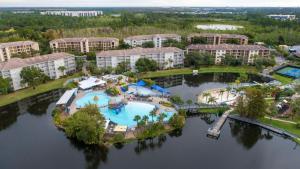 Bazén v ubytování Hilton Vacation Club Aqua Sol Orlando West nebo v jeho okolí