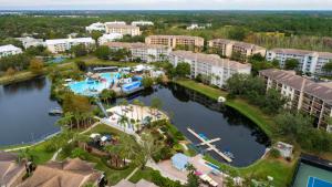 Bazén v ubytování Hilton Vacation Club Aqua Sol Orlando West nebo v jeho okolí
