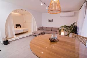 Posezení v ubytování FOTEINI RESIDENCE