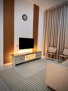 Μια τηλεόραση ή/και κέντρο ψυχαγωγίας στο Copea Guest House