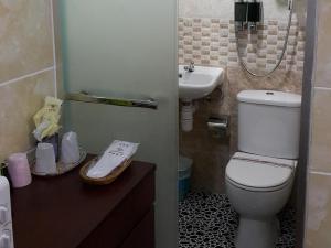 Phòng tắm tại Ranjeet Guest house