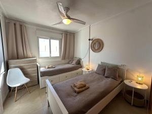 Postel nebo postele na pokoji v ubytování Lovely groundfloor apartment in a relaxing resort - M602LT