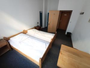 Postel nebo postele na pokoji v ubytování Die Fabrik - Hostel