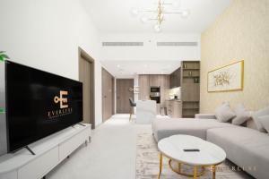 Fotografie z fotogalerie ubytování Striking 1-bedroom Apartment In Oxford 212, Jvc v Dubaji